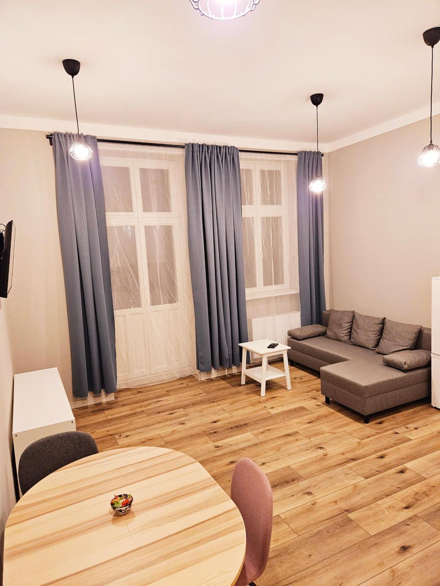 Ferienwohnung Justinrent 3 Legnica Exterior foto