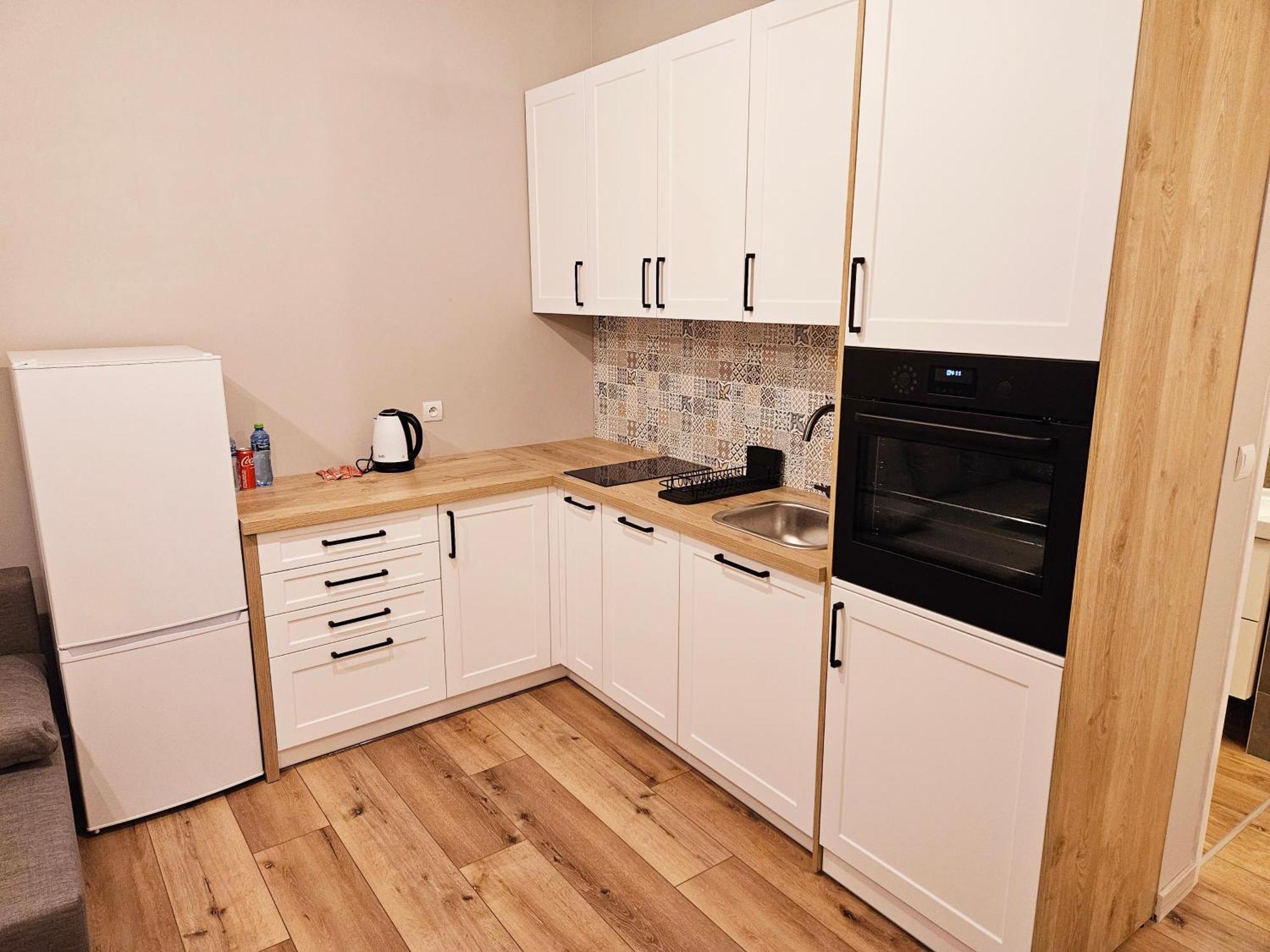 Ferienwohnung Justinrent 3 Legnica Exterior foto